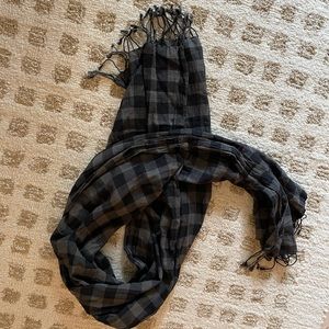 Black and grey cotton scarf